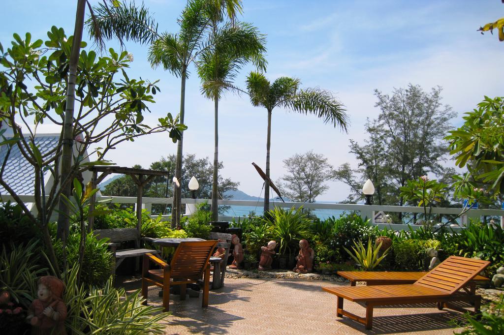 Rayaburi Hotel, Patong Exterior foto