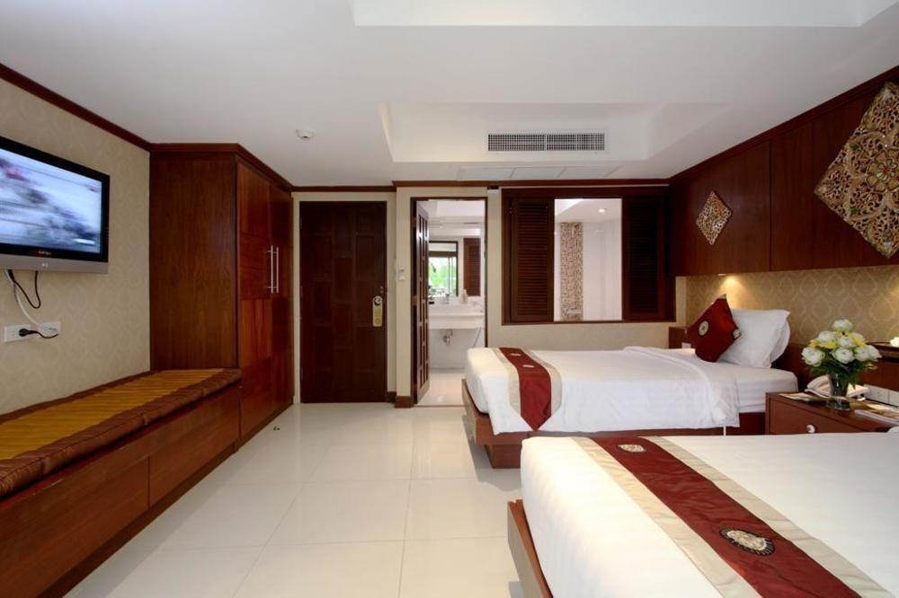 Rayaburi Hotel, Patong Exterior foto